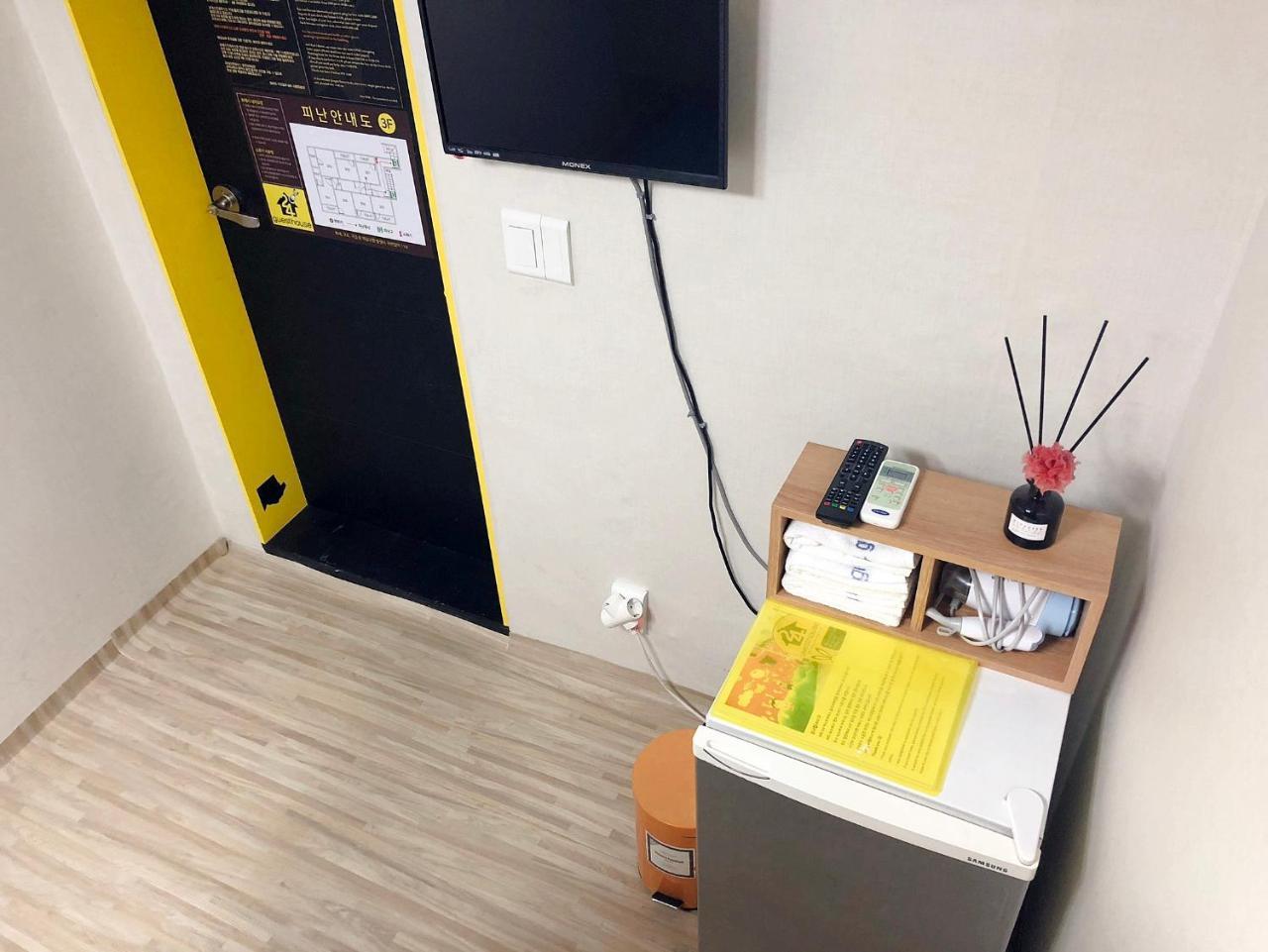 首爾 钟路塔24号宾馆酒店 外观 照片